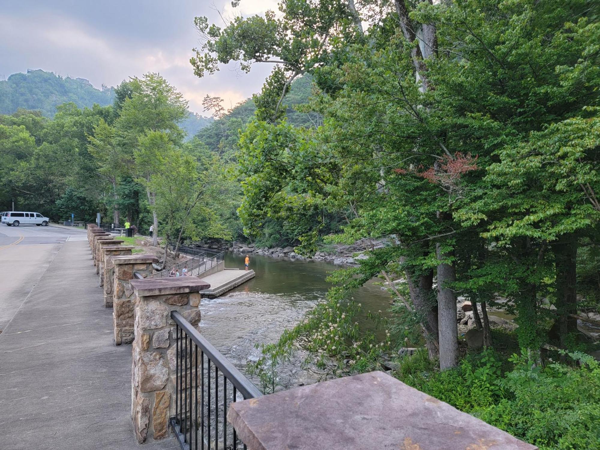 Bear Necessities, Luxury 5Bd Mtn Views, Hot Tub, Many Bear Sightings Βίλα Gatlinburg Εξωτερικό φωτογραφία