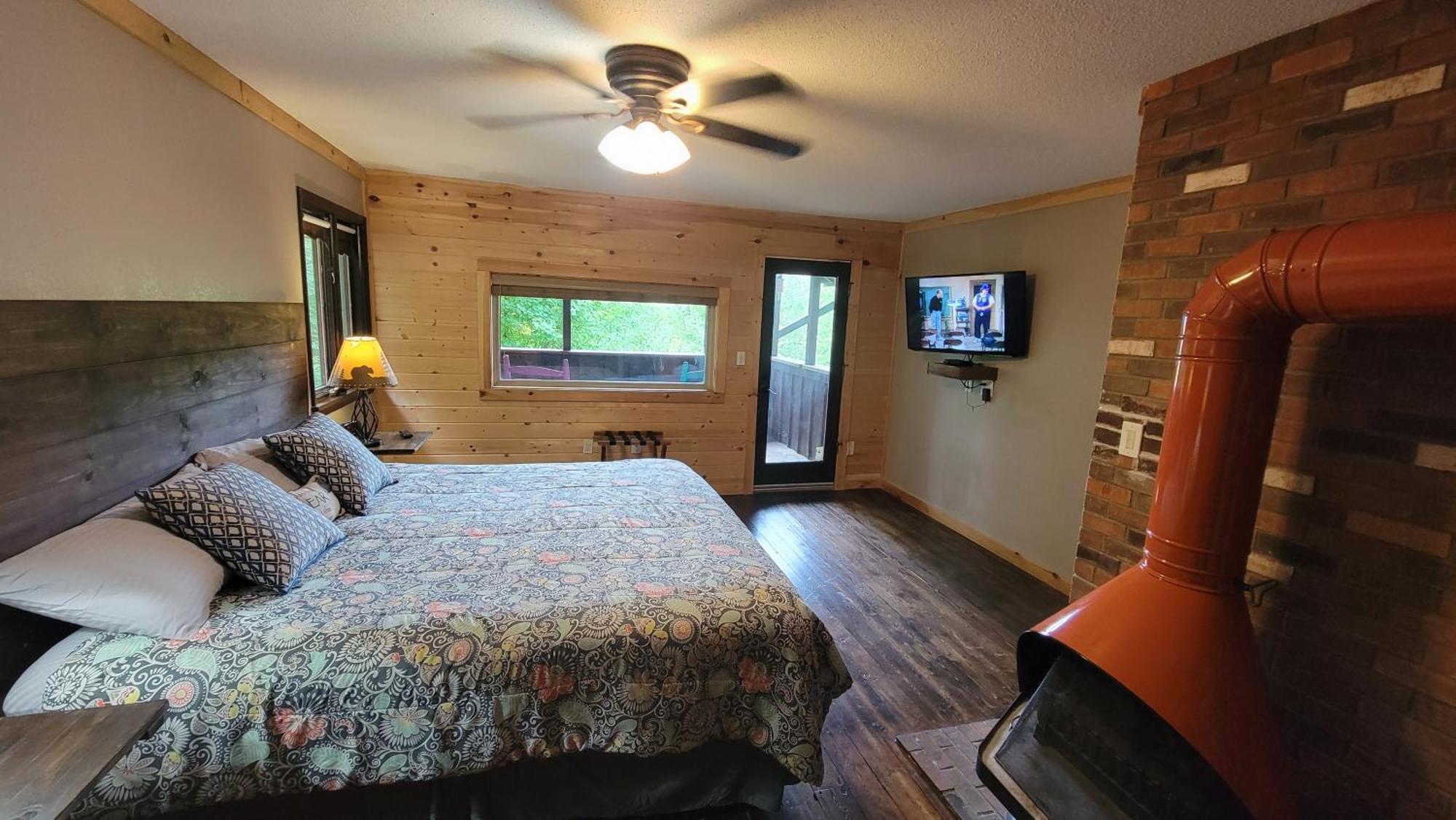 Bear Necessities, Luxury 5Bd Mtn Views, Hot Tub, Many Bear Sightings Βίλα Gatlinburg Εξωτερικό φωτογραφία